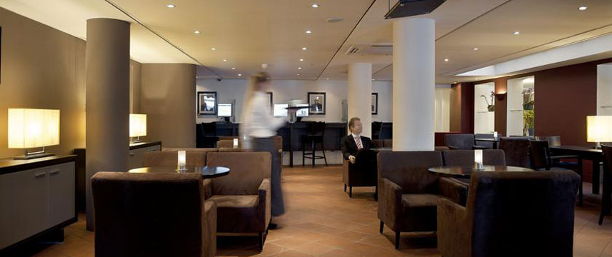 Eden Hotel Amsterdam - Bar Area