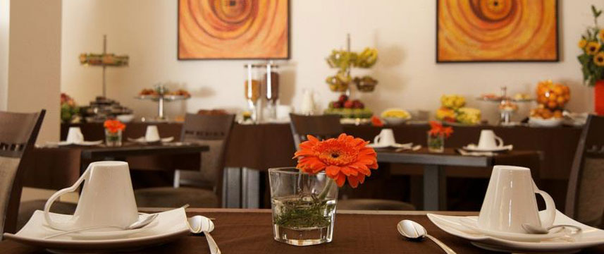 Esh Hotel - Breakfast Area Esh Hotel - Breakfast Area