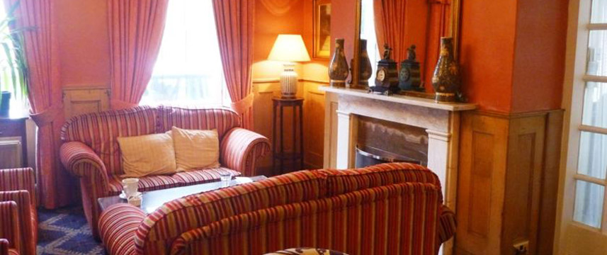 Etop Grange Lounge Area