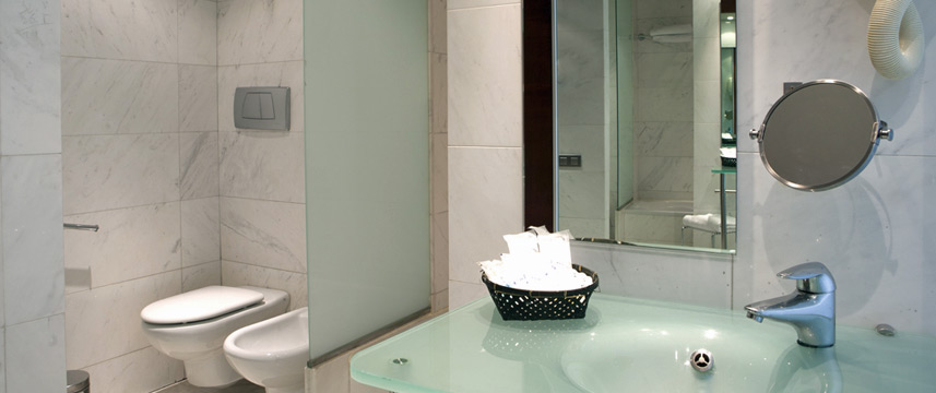 Eurohotel Gran Via Fira - Bathroom