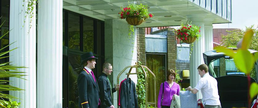 Everglades Hotel - Entrance Everglades Hotel - Entrance