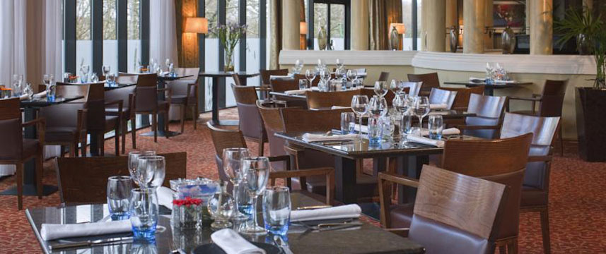 Everglades Hotel - Restaurant Tables Everglades Hotel - Restaurant Tables