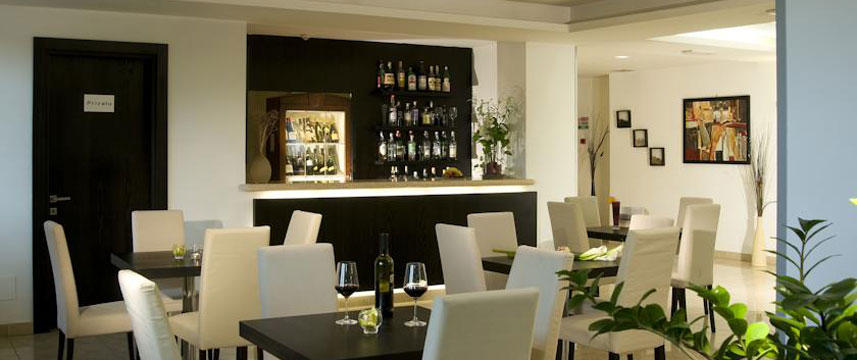 Excel Roma Ciampino - Bar Area Excel Roma Ciampino - Bar Area