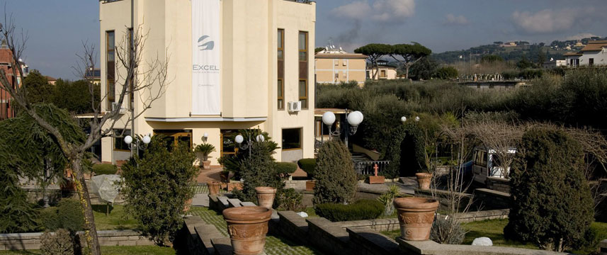Excel Roma Ciampino - Hotel Exterior
