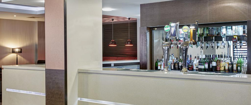 Express Belfast Queens Bar Express Belfast Queens Bar