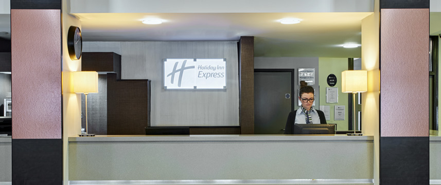 Express Belfast Queens Reception Express Belfast Queens Reception