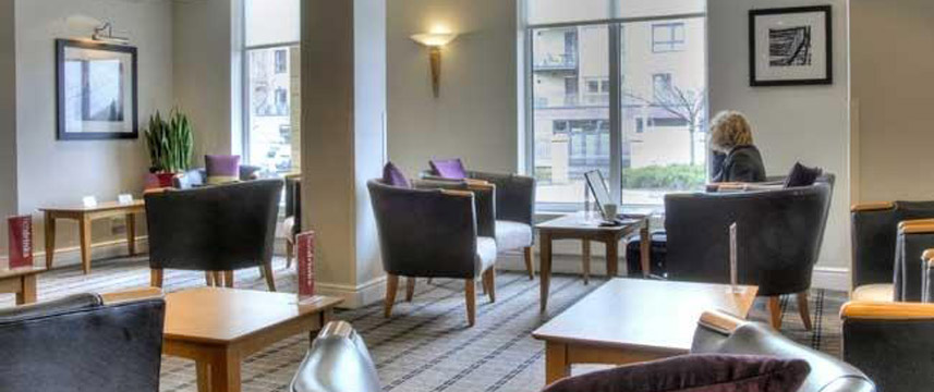 Express Waterfront Lounge Express Waterfront Lounge