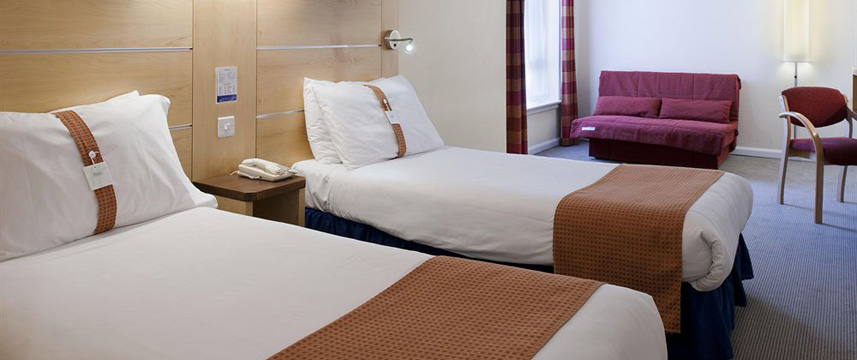 Express Waterfront Twin Bedroom Express Waterfront Twin Bedroom