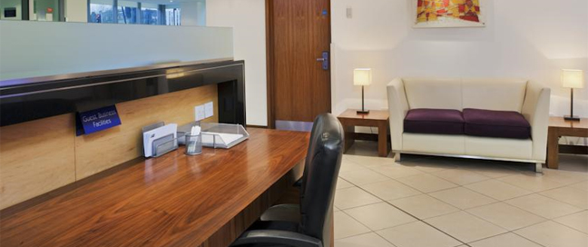 Express by Holiday Inn Swiss Cottage - Business Corner