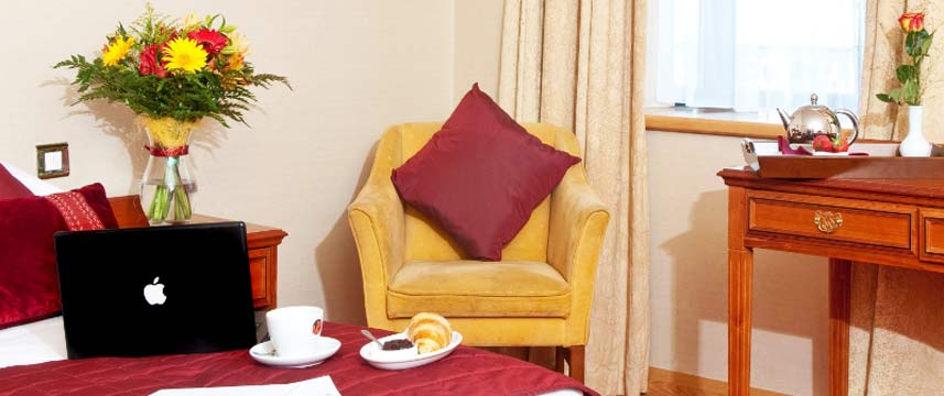 Eyre Square Hotel - Bedroom Eyre Square Hotel - Bedroom