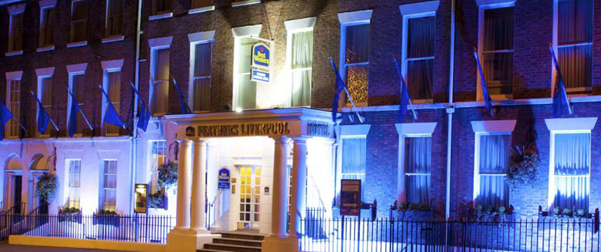 Feathers Hotel - Entrance Night Feathers Hotel - Entrance Night