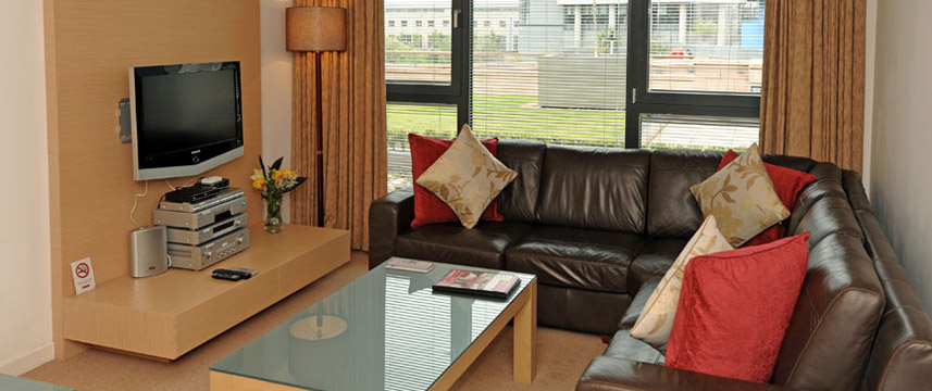 Fountain Court EQ2 Seating Fountain Court EQ2 Seating