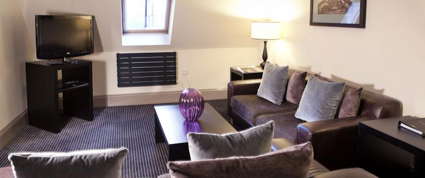 Fraser Suites Glasgow Apt Living Area
