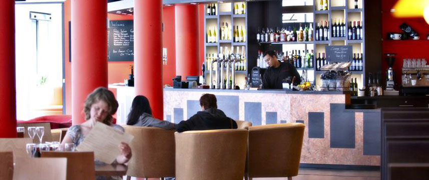 Future Inn Bristol - Bar Seating Future Inn Bristol - Bar Seating