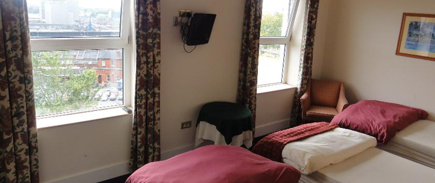 Gabriel House - Guest House - Triple Room Gabriel House - Guest House - Triple Room