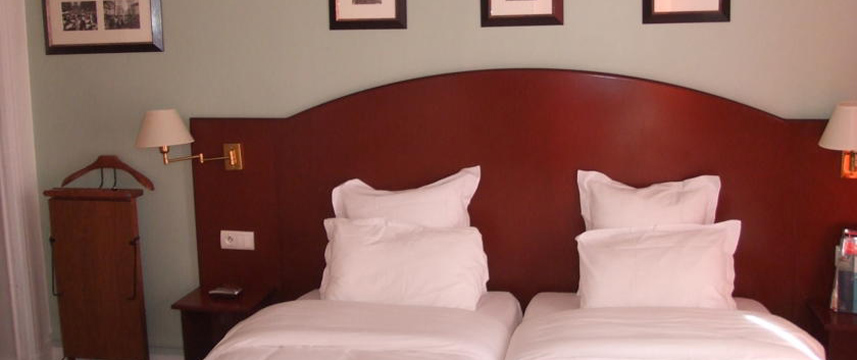 Gare Du Nord Twin Bedroom Gare Du Nord Twin Bedroom