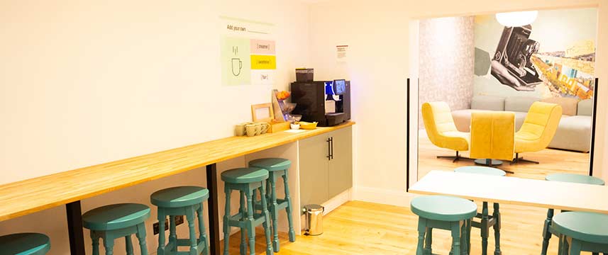 Garner Hotel Reading City Centre - Lobby Seating Garner Hotel Reading City Centre - Lobby Seating