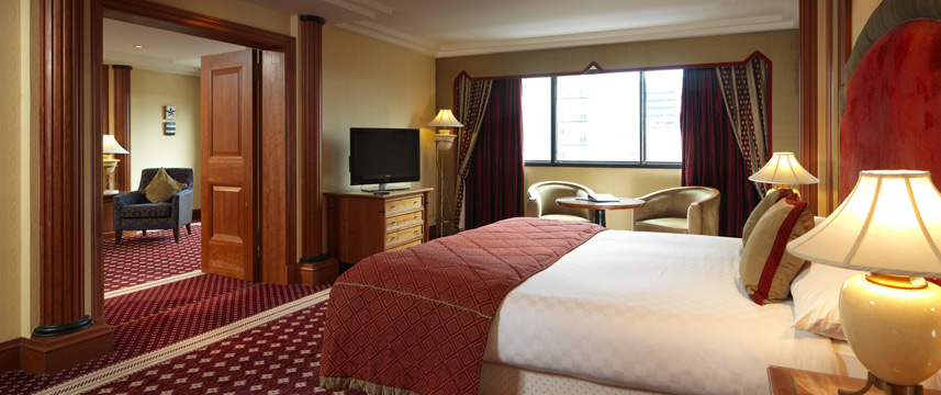 Glasgow City Hotel - Suite Bedroom