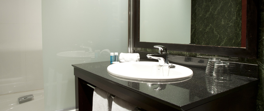 Gran Hotel Las Rozas - Bathroom