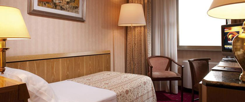 Grand Beverly Hills - Single Room Grand Beverly Hills - Single Room