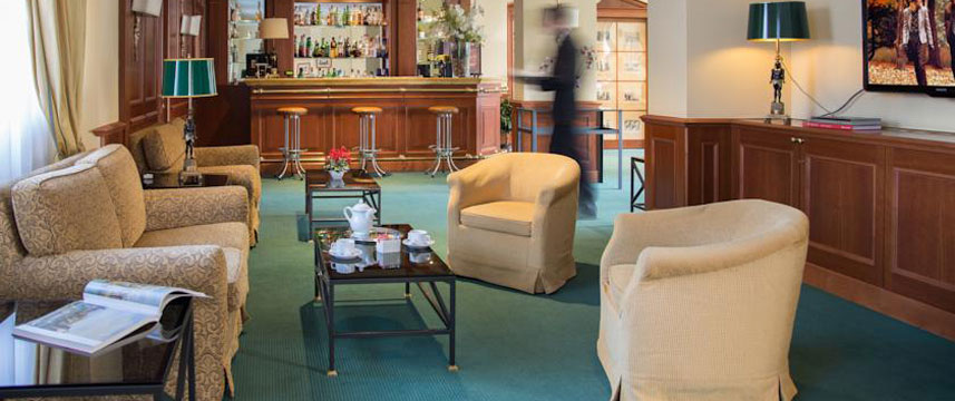 Grand Hotel Fleming - Bar Area Grand Hotel Fleming - Bar Area