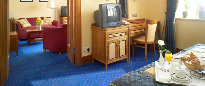 Grange Bracknell - Bedroom Suite Grange Bracknell - Bedroom Suite