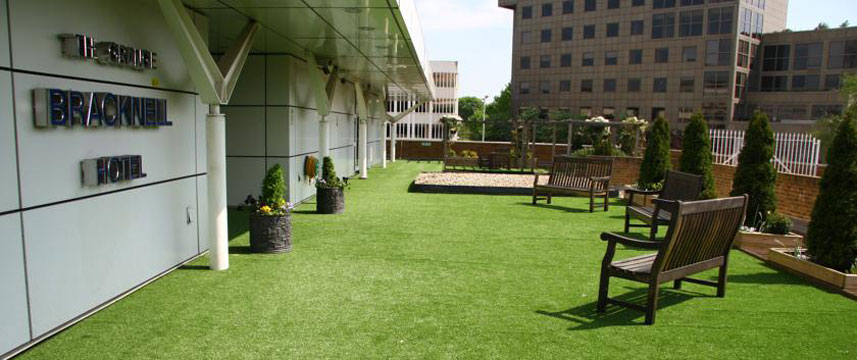 Grange Bracknell - Outside Area Grange Bracknell - Outside Area