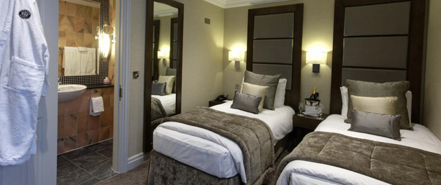 Grange Bracknell - Twin Bedroom Grange Bracknell - Twin Bedroom