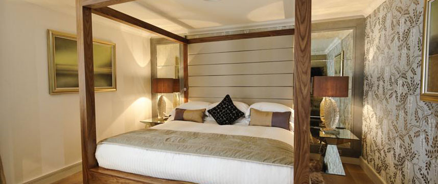 Grosvenor Pulford Hotel - Poster Bed Grosvenor Pulford Hotel - Poster Bed