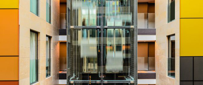 H10 Art Gallery - Lift H10 Art Gallery - Lift