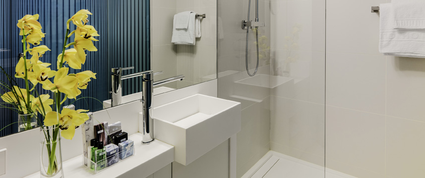 H10 Urquinaona Plaza - Bathroom H10 Urquinaona Plaza - Bathroom