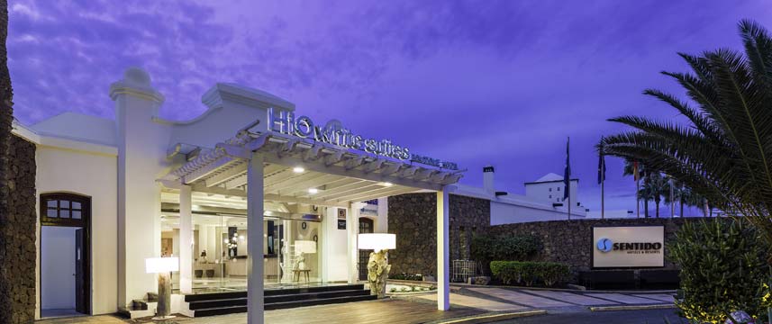 H10 White Suites - Exterior