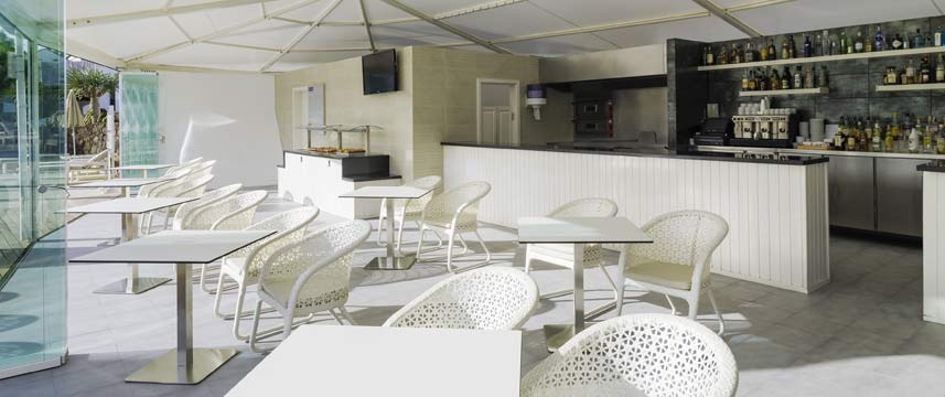 H10 White Suites - La Choza Bar