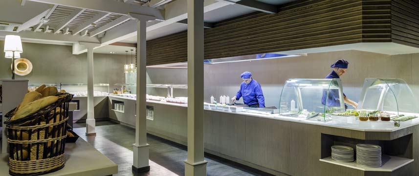 H10 White Suites - The Bamboo Restaurant