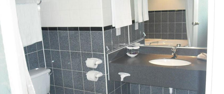 HI Sutton Bathroom HI Sutton Bathroom