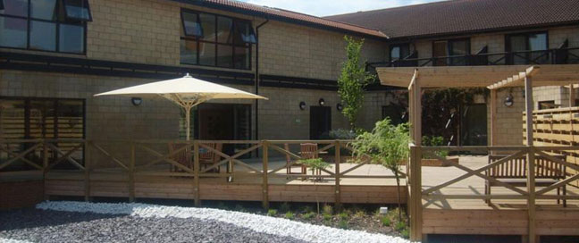 Hampshire Court Decking Hampshire Court Decking