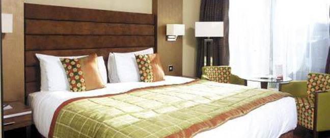 Hampshire Court Double Bed Hampshire Court Double Bed