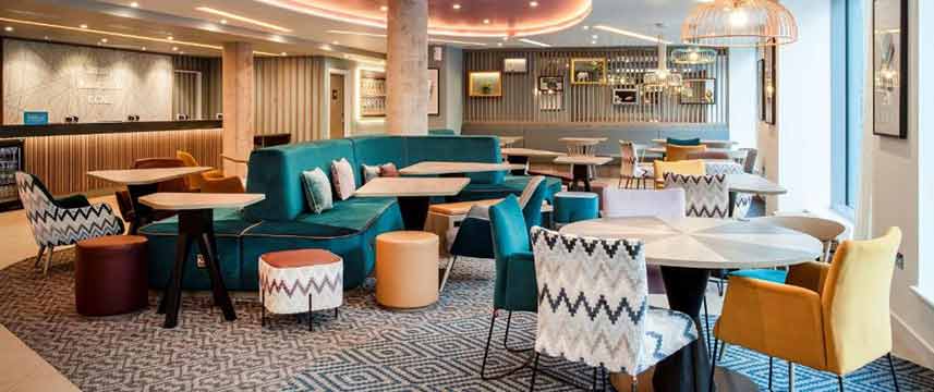 Hampton by Hilton Bath City - Lounge Hampton by Hilton Bath City - Lounge