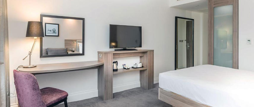 Hampton by Hilton Blackpool - Room Amenities