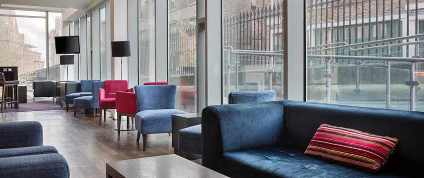 Hampton by Hilton York - Lobby Seating Hampton by Hilton York - Lobby Seating