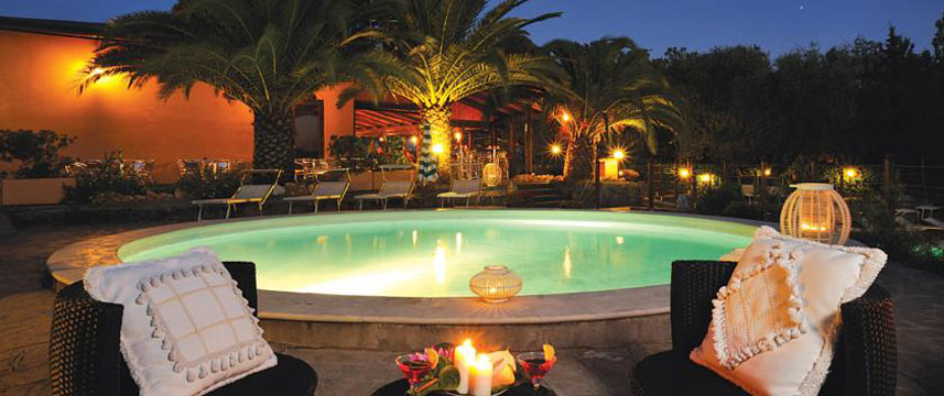 Happy Village - Small Pool Night Happy Village - Small Pool Night