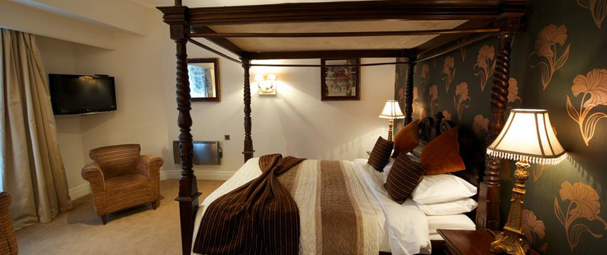 Hawkwell House Hotel Four Poster Room