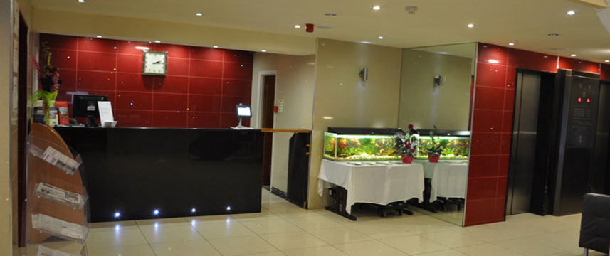 Heritage Hotel - Reception Area Heritage Hotel - Reception Area