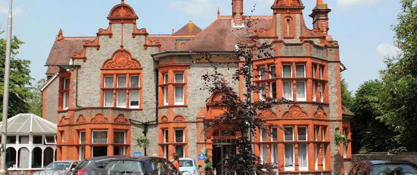 Hillingdon Prince Hotel - Exterior Hillingdon Prince Hotel - Exterior