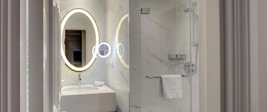 Hilton Euston - Bathroom