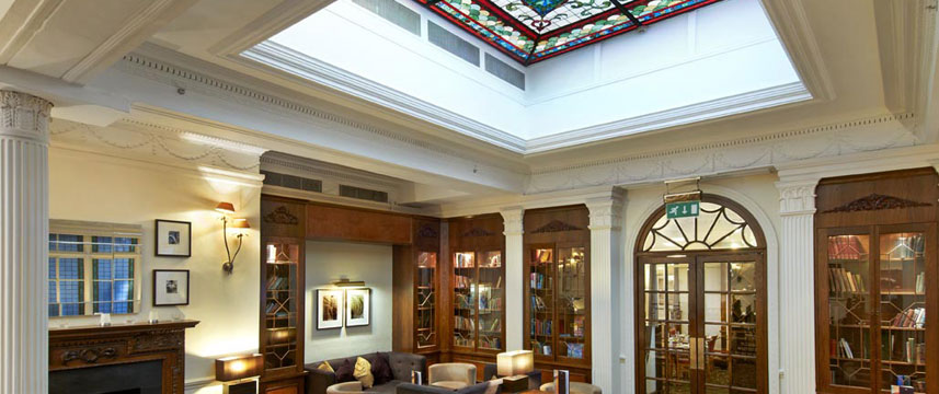 Hilton London Hyde Park - Library Lounge