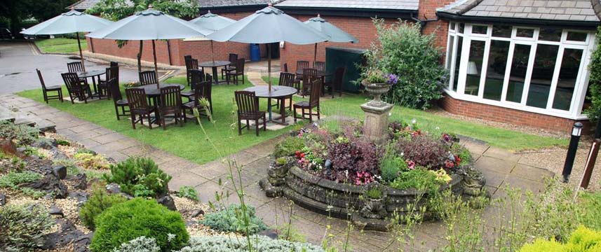 Hogs Back Hotel and Spa - Garden