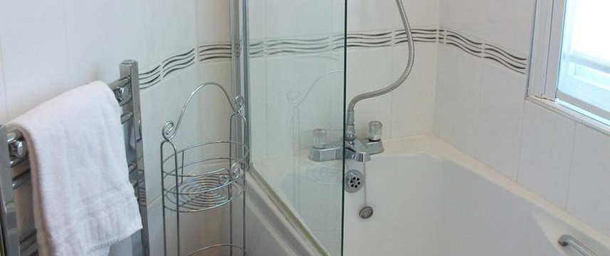 Holgate Hill Hotel - Bathroom Holgate Hill Hotel - Bathroom