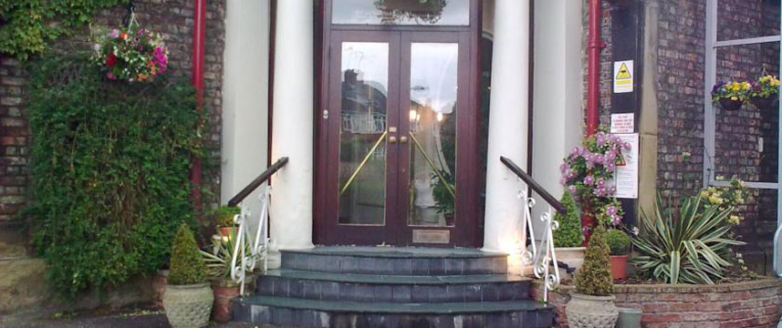 Holgate Hill Hotel - Entrance