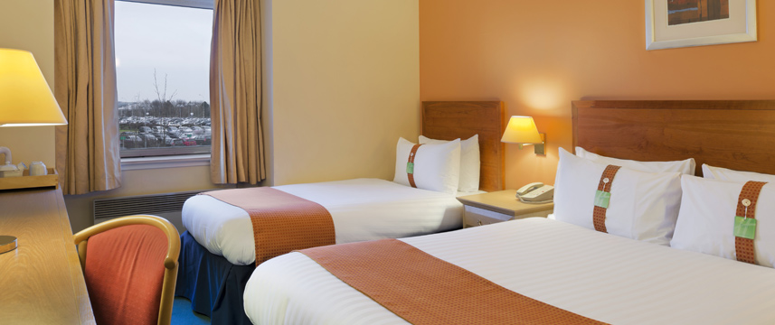 Holiday Inn Aberdeen Exhibition Centre Bedroom